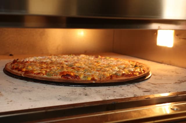 קפיטריית המושבה - koby's Pizza - פיצה בפתח תקווה image
